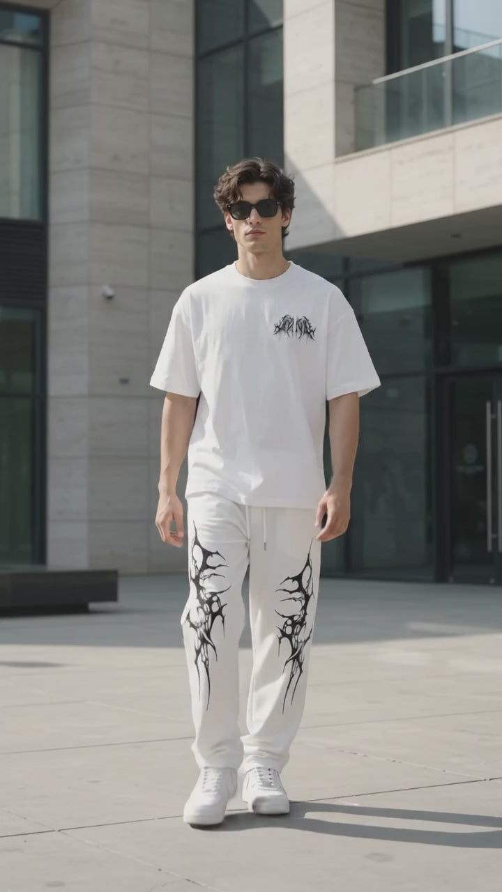 Viral Graphic Oversized T-Shirt & Jogger Set – Unisex Streetwear Tracksuit | Black & White